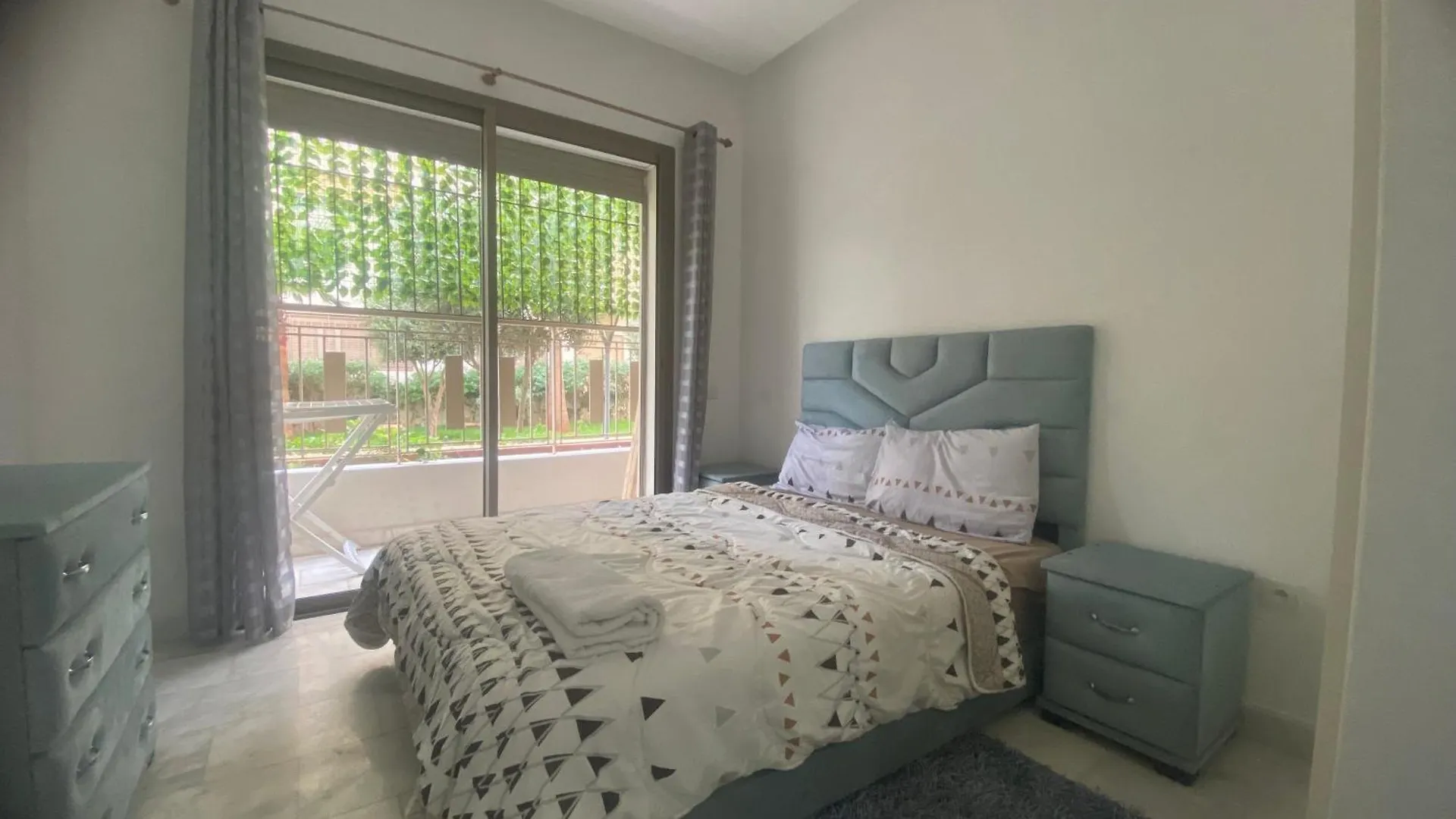 2 Chambres Neuf 5 Min De L'Aeroport Casablanca Nouaceur 0*,